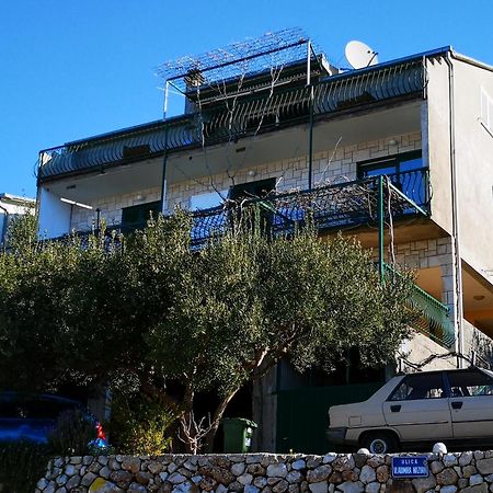 פודגורה Apartmani Ivica Krzanic מראה חיצוני תמונה
