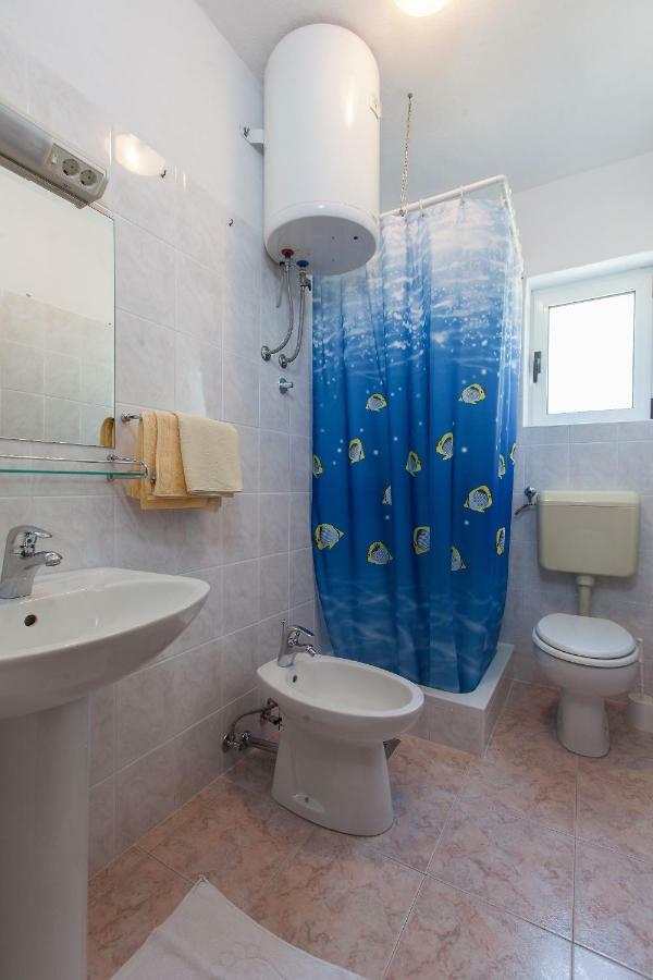 פודגורה Apartmani Ivica Krzanic מראה חיצוני תמונה
